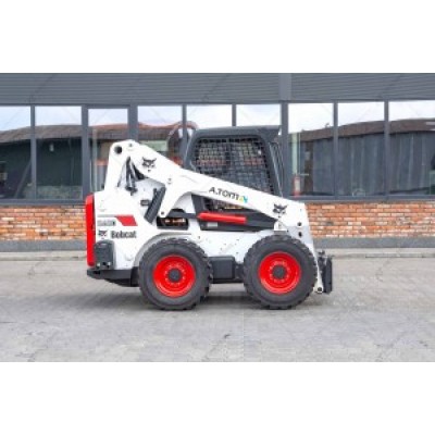 Мини погрузчик BOBCAT S650 2015 г. 1213 м/ч., № 2519 БРОНЬ