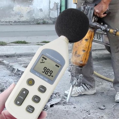 Измеритель уровня шума (шумомер) 30-130 дБ BENETECH GM1357